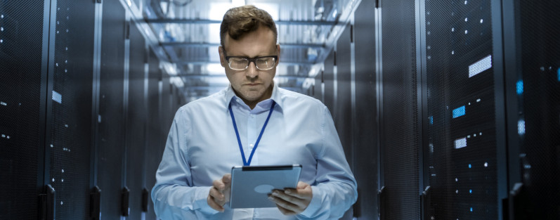 Sisteminsta informatico, chi è e cosa fa La figura professionale del sistemista informatico